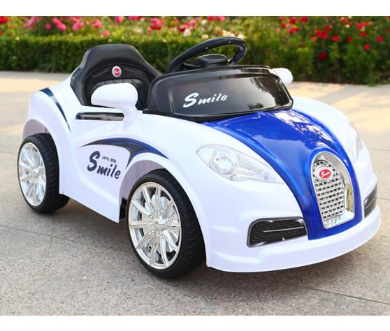 Hot sell four wheel dual drive shock absorption remote control children's electric toy sports car